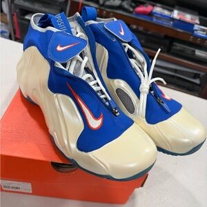 Nike Air Flightposite 2014 white and Blue Knicks Colors New Size 9.5 Men, Rare